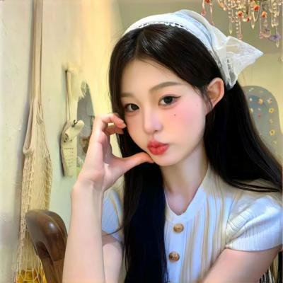 一觉醒来，我和死对头结婚